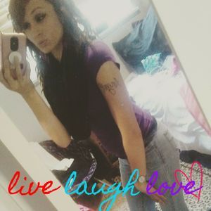 Meet your Posher, Leandra